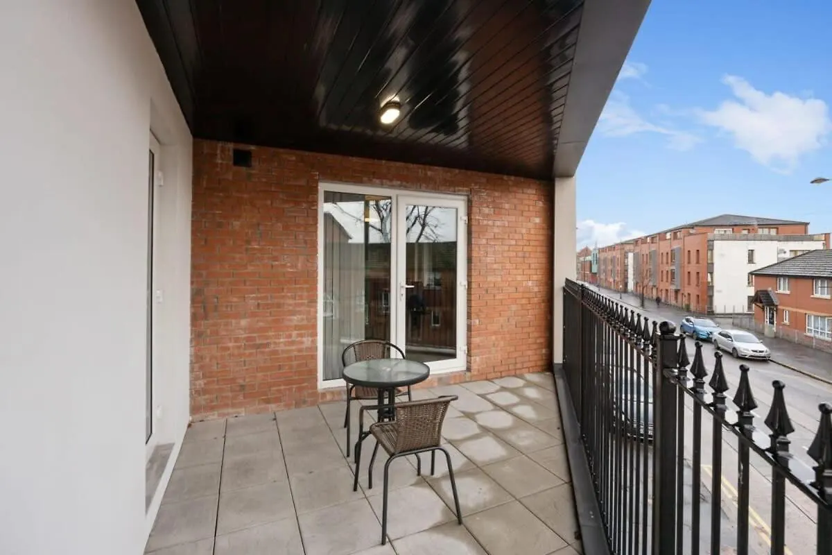 East Village 1 Bed Apartment In Belfast W Balcony 0*,  Wielka Brytania